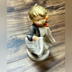 Napco porcelain, ceramic NewsBoy figurine vintage holding New York Times